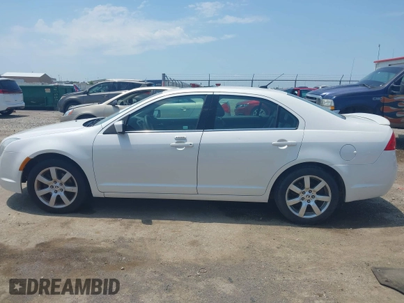 2010 Mercury Milan Premier with VIN 3MEHM0JG8AR648690, listed as a IAAI auction lot 42719400 with 182,993 mi miles and . Bid and sale history available at DreamBid. Image 14.