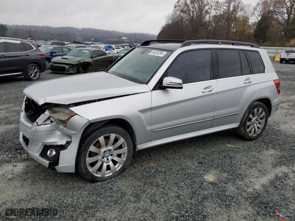 2011 Mercedes-Benz GLK-Class GLK 350 with VIN WDCGG5GB0BF641576, listed as a Copart auction lot 84026294 with 0 mi miles and Salvage Title. Bid and sale history available at carsss.com. Image 1.