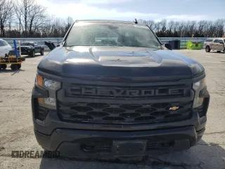 2023 Chevrolet Silverado 1500 Custom with VIN 1GCPDBEK3PZ171808, listed as a Copart auction lot 49841145 with 22,549 mi miles and Salvage Title. Bid and sale history available at DreamBid. Image 5.