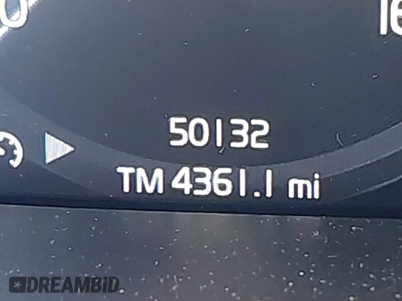 2022 Volvo XC40 Momentum with VIN YV4162UK3N2758515, listed as a IAAI auction lot 42468259 with 50,132 mi miles and . Bid and sale history available at DreamBid. Image 15.