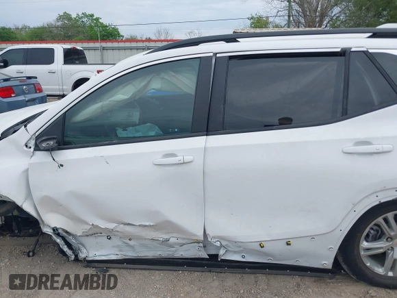 2022 GMC Terrain SLE with VIN 3GKALMEV2NL165876, listed as a IAAI auction lot 41893833 with Not provided miles and . Bid and sale history available at DreamBid. Image 14.