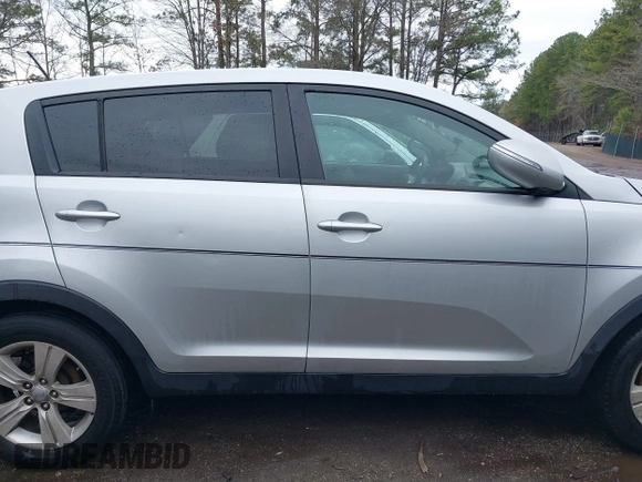 2012 Kia Sportage LX with VIN KNDPB3A27C7290386, listed as a IAAI auction lot 41634101 with 116,807 mi miles. Bid and sale history available at carsss.com. Image 13.