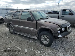 1998 GMC Jimmy SLE with VIN 1GKDT13W3W2555220, listed as a Copart auction lot 42743674 with 207,235 mi miles and Salvage Title. Bid and sale history available at carsss.com. Image 4.