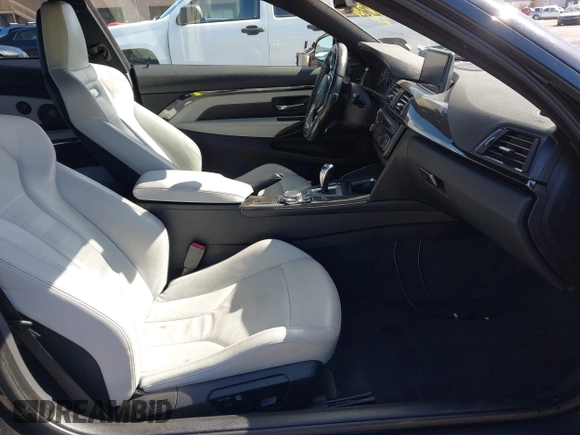 2015 BMW M4 with VIN WBS3R9C58FK334247, listed as a IAAI auction lot 41940211 with 125,881 mi miles. Bid and sale history available at carsss.com. Image 5.