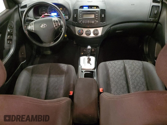 2010 Hyundai Elantra GLS z VIN KMHDU4AD1AU953272, wystawiony jako Copart lot #56724705 z przebiegiem 100 063 mil mil oraz Szkoda całkowita • Salvage title. Historia ofert i sprzedaży dostępna na DreamBid. Obrazek 8.