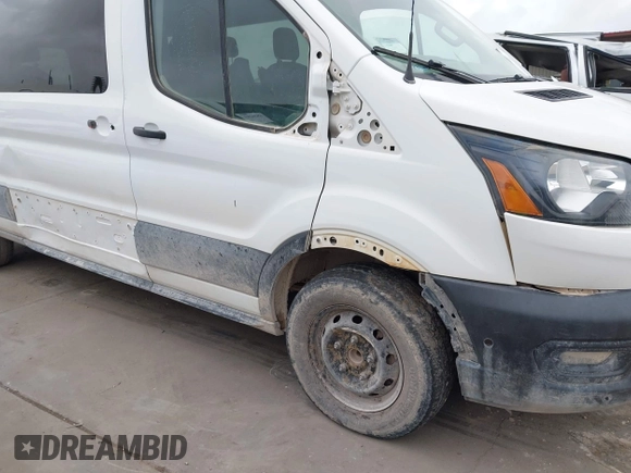 2020 Ford Transit Passenger XL with VIN 1FBAX2YG7LKB00929, listed as a IAAI auction lot 42635196 with 42,540 mi miles and . Bid and sale history available at DreamBid. Image 18.