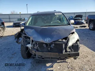2012 Toyota Sienna LE AAS with VIN 5TDKK3DC8CS221954, listed as a Copart auction lot 42147545 with 269,023 mi miles and Salvage Title. Bid and sale history available at carsss.com. Image 5.