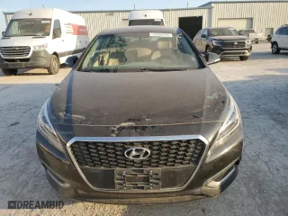 2017 Hyundai Sonata Hybrid SE with VIN KMHE24L13HA054874, listed as a Copart auction lot 47503095 with 0 mi miles and Salvage Title. Bid and sale history available at carsss.com. Image 5.
