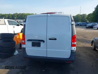 2017 Mercedes-Benz Metris Cargo z VIN WD3PG2EA2H3222972, wystawiony jako IAAI lot #42116177 z przebiegiem 119 839 mil mil oraz . Historia ofert i sprzedaży dostępna na DreamBid. Obrazek 16.