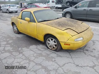 1992 Mazda MX-5 Miata with VIN JM1NA3517N1317118, listed as a IAAI auction lot 42697938 with 101,662 mi miles and . Bid and sale history available at DreamBid. Image 1.
