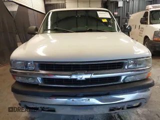 2002 Chevrolet Suburban LT with VIN 3GNFK16Z32G332066, listed as a IAAI auction lot 41694175 with 326,044 mi miles. Bid and sale history available at carsss.com. Image 12.