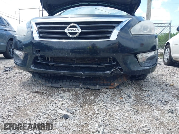 2015 Nissan Altima 2.5 z VIN 1N4AL3AP3FN917153, wystawiony jako IAAI lot #42270994 z przebiegiem 76 018 mil mil oraz . Historia ofert i sprzedaży dostępna na DreamBid. Obrazek 6.