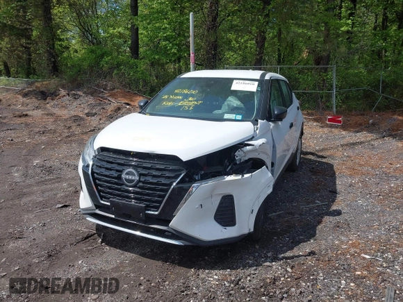 2024 Nissan Kicks S with VIN 3N1CP5BV7RL541662, listed as a IAAI auction lot 42186010 with 14,450 mi miles and . Bid and sale history available at DreamBid. Image 2.