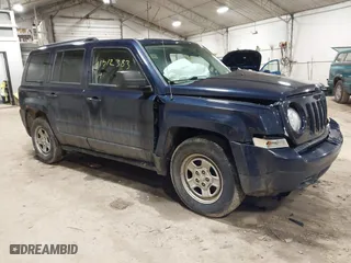 2014 Jeep Patriot Sport with VIN 1C4NJPBA1ED553340, listed as a IAAI auction lot 41212383 with 119,819 mi miles. Bid and sale history available at carsss.com. Image 1.