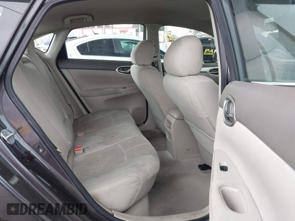2014 Nissan Sentra SV z VIN 3N1AB7APXEL609922, wystawiony jako IAAI lot #42350013 z przebiegiem 135 382 mil mil oraz . Historia ofert i sprzedaży dostępna na DreamBid. Obrazek 8.