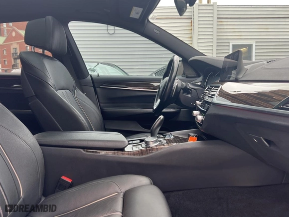 2018 BMW 6 Series 640i xDrive with VIN WBAJV6C52JBK07251, listed as a Copart auction lot 44818483 with 35,100 mi miles. Bid and sale history available at carsss.com. Image 5.