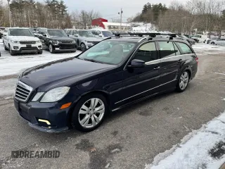 2011 Mercedes-Benz E 350 Luxury with VIN WDDHH8HB8BA506209, listed as a Copart auction lot 49120345 with 205,828 mi miles and Clean Title. Bid and sale history available at DreamBid. Image 2.