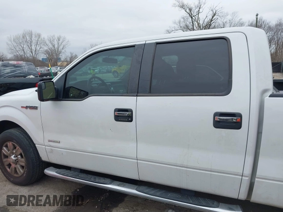 2012 Ford F-150 XL with VIN 1FTFW1CT8CKD73591, listed as a IAAI auction lot 41495742 with 200,952 mi miles. Bid and sale history available at carsss.com. Image 14.