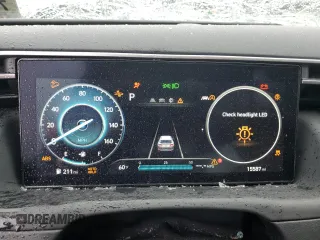 2024 Hyundai Tucson SEL z VIN 5NMJBCDE9RH423615, wystawiony jako Copart lot #56845595 z przebiegiem 15 587 mil mil oraz Szkoda całkowita • Salvage title. Historia ofert i sprzedaży dostępna na DreamBid. Obrazek 9.