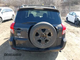 2006 Toyota RAV4 Sport with VIN JTMBK32V565007227, listed as a IAAI auction lot 41799466 with 272,090 mi miles. Bid and sale history available at carsss.com. Image 16.