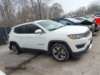 2021 Jeep Compass Limited with VIN 3C4NJCCB2MT528293, listed as a IAAI auction lot 41738444 with 111,848 mi miles. Bid and sale history available at carsss.com. Image 12.