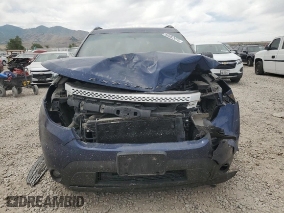 2012 Ford Explorer XLT with VIN 1FMHK8D83CGA95317, listed as a Copart auction lot 60862675 with 151,507 mi miles and Salvage title. Bid and sale history available at DreamBid. Image 5.