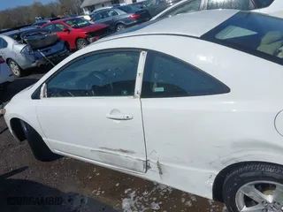 2008 Honda Civic Cpe EX-L with VIN 2HGFG12918H551571, listed as a IAAI auction lot 41911760 with 167,524 mi miles. Bid and sale history available at carsss.com. Image 15.