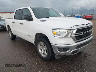 2023 Ram 1500 Big Horn z VIN 1C6RRFFG9PN541895, wystawiony jako IAAI lot #42533287 z przebiegiem 72 664 mil mil oraz . Historia ofert i sprzedaży dostępna na DreamBid. Obrazek 1.