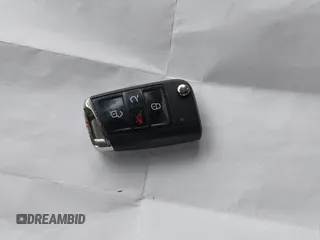 2018 Volkswagen Tiguan SEL z VIN 3VV3B7AX4JM005780, wystawiony jako IAAI lot #41880005 z przebiegiem 149 578 mil mil oraz . Historia ofert i sprzedaży dostępna na DreamBid. Obrazek 11.
