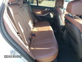 2021 BMW X5 M50i with VIN 5UXJU4C04M9G27685, listed as a Copart auction lot 84848344 with 32,349 mi miles and Salvage Title. Bid and sale history available at carsss.com. Image 10.