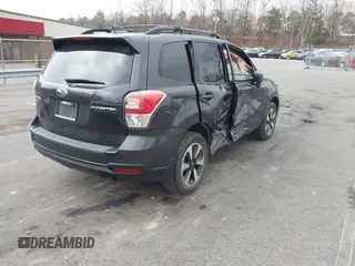2018 Subaru Forester Premium with VIN JF2SJAGC0JH495400, listed as a IAAI auction lot 41849292 with 83,867 mi miles. Bid and sale history available at carsss.com. Image 4.