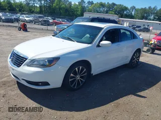 2013 Chrysler 200 Limited with VIN 1C3CCBCG4DN574932, listed as a IAAI auction lot 42219584 with 123,992 mi miles. Bid and sale history available at carsss.com. Image 2.
