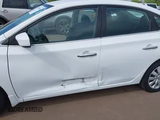 2019 Nissan Sentra SV with VIN 3N1AB7AP1KY329885, listed as a IAAI auction lot 41819240 with 28,531 mi miles and . Bid and sale history available at DreamBid. Image 6.
