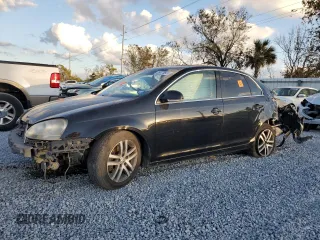 2005 Volkswagen Jetta 2.5L with VIN 3VWDF71KX5M614113, listed as a Copart auction lot 86473884 with Not provided miles and Salvage title. Bid and sale history available at DreamBid. Image 1.
