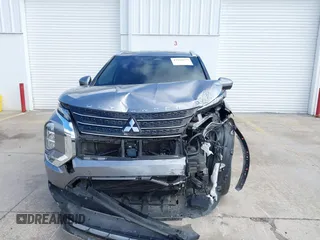 2022 Mitsubishi Outlander SEL z VIN JA4J3VA86NZ058107, wystawiony jako IAAI lot #41941277 z przebiegiem 40 352 mil mil oraz . Historia ofert i sprzedaży dostępna na DreamBid. Obrazek 12.