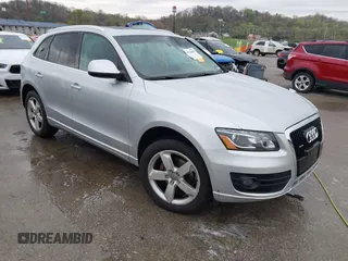 2010 Audi Q5 Premium Plus z VIN WA1LKAFP5AA104653, wystawiony jako IAAI lot #41930488 z przebiegiem 81 934 mil mil oraz . Historia ofert i sprzedaży dostępna na DreamBid. Obrazek 1.