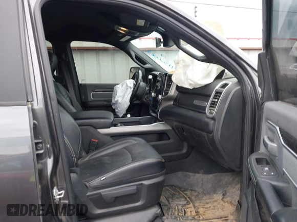 2021 Ram 2500 Big Horn with VIN 3C6UR5DL8MG669814, listed as a IAAI auction lot 41360065 with 138,923 mi miles. Bid and sale history available at carsss.com. Image 5.