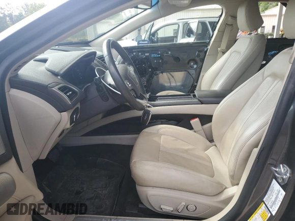 2020 Lincoln MKZ Reserve z VIN 3LN6L5E96LR614668, wystawiony jako Copart lot #54226605 z przebiegiem 83 083 mil mil oraz Szkoda całkowita • Salvage title. Historia ofert i sprzedaży dostępna na DreamBid. Obrazek 7.
