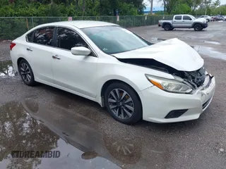 2017 Nissan Altima S z VIN 1N4AL3AP8HC132609, wystawiony jako IAAI lot #42413873 z przebiegiem 164 998 mil mil oraz . Historia ofert i sprzedaży dostępna na DreamBid. Obrazek 1.