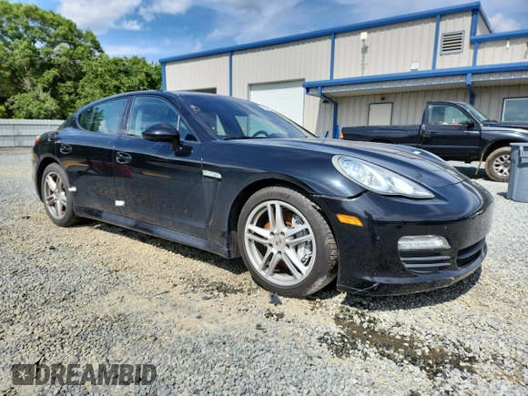 2012 Porsche Panamera z VIN WP0AA2A79CL017990, wystawiony jako Copart lot #60265235 z przebiegiem 60 679 mil mil oraz Szkoda całkowita • Salvage title. Historia ofert i sprzedaży dostępna na DreamBid. Obrazek 4.