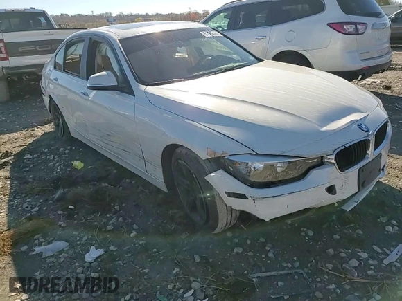2014 BMW 3 Series 328i xDrive with VIN WBA3B3C52EJ981592, listed as a Copart auction lot 81145484 with 86,247 mi miles and Salvage Title. Bid and sale history available at carsss.com. Image 11.