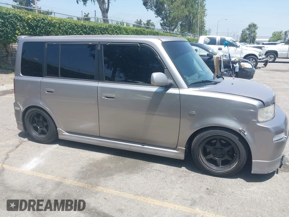 2006 Scion xB z VIN JTLKT324064103023, wystawiony jako IAAI lot #42463759 z przebiegiem Nie podano mil oraz . Historia ofert i sprzedaży dostępna na DreamBid. Obrazek 12.