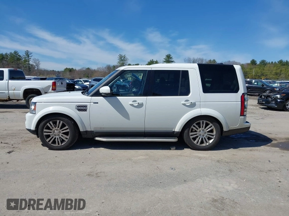 2015 Land Rover LR4 Lux with VIN SALAK2V67FA775947, listed as a IAAI auction lot 42038771 with 164,957 mi miles and . Bid and sale history available at DreamBid. Image 14.