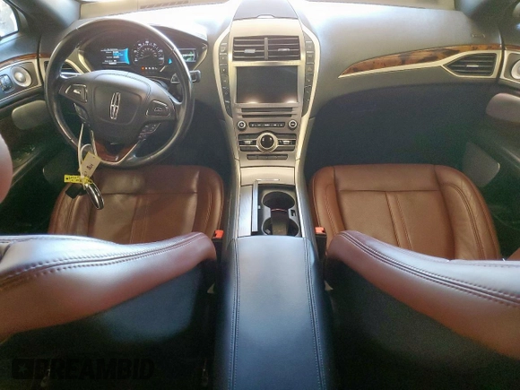 2017 Lincoln MKZ Hybrid Reserve with VIN 3LN6L5MU8HR665831, listed as a Copart auction lot 60562735 with 154,693 mi miles and Clean title. Bid and sale history available at DreamBid. Image 8.