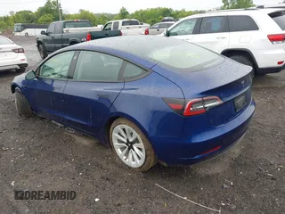 2023 Tesla Model 3 z VIN 5YJ3E1EA7PF436314, wystawiony jako IAAI lot #42340337 z przebiegiem 39 247 mil mil oraz . Historia ofert i sprzedaży dostępna na DreamBid. Obrazek 3.