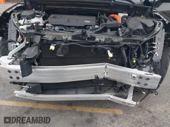 2025 Lexus NX 350h with VIN 2T2AKCEZ4SC040898, listed as a IAAI auction lot 42779728 with 6,475 mi miles and . Bid and sale history available at DreamBid. Image 6.