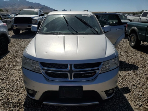 2012 Dodge Journey SXT with VIN 3C4PDDBG4CT289685, listed as a Copart auction lot 64132035 with 161,234 mi miles and Clean title. Bid and sale history available at DreamBid. Image 5.