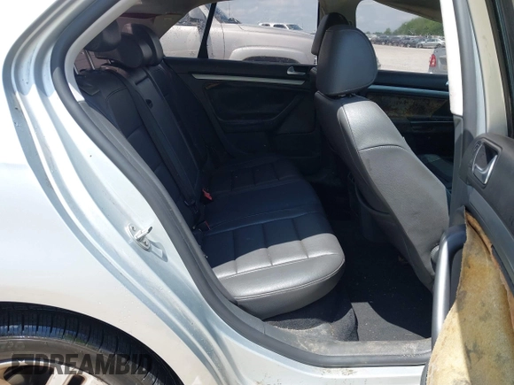 2007 Volkswagen Jetta Wolfsburg Edition with VIN 3VWEF71K57M165088, listed as a IAAI auction lot 42222881 with 135,852 mi miles and . Bid and sale history available at DreamBid. Image 8.