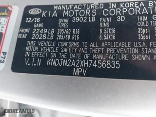 2017 Kia Soul with VIN KNDJN2A2XH7456835, listed as a IAAI auction lot 41485986 with 127,113 mi miles. Bid and sale history available at carsss.com. Image 9.