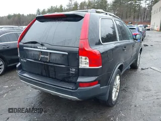 2008 Volvo XC90 V8 with VIN YV4CZ852281449159, listed as a IAAI auction lot 41665173 with 204,715 mi miles. Bid and sale history available at carsss.com. Image 4.